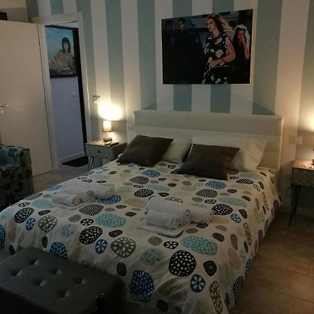 B&B A Casa Dell'Artista Casteldaccia Luaran gambar