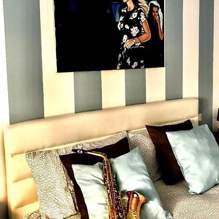 B&B A Casa Dell'Artista Casteldaccia Luaran gambar