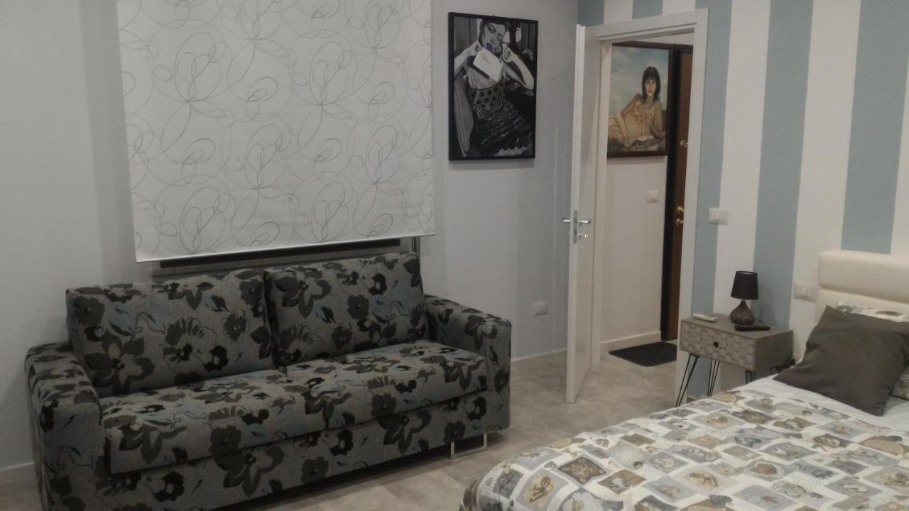 B&B A Casa Dell'Artista Casteldaccia Luaran gambar