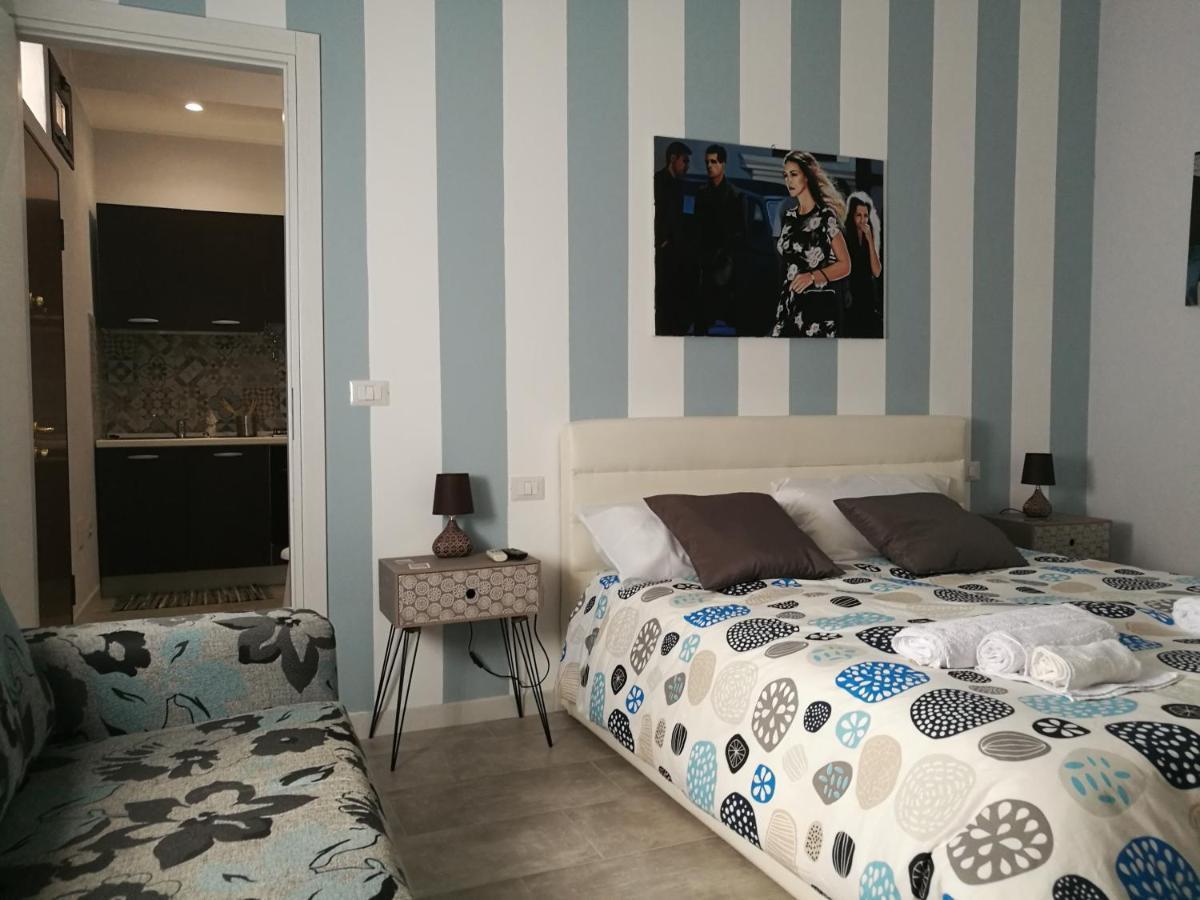 B&B A Casa Dell'Artista Casteldaccia Luaran gambar