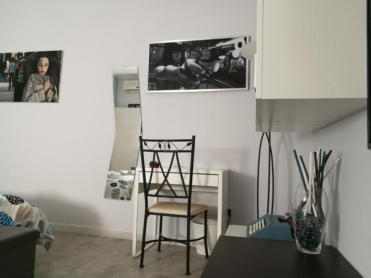 B&B A Casa Dell'Artista Casteldaccia Luaran gambar